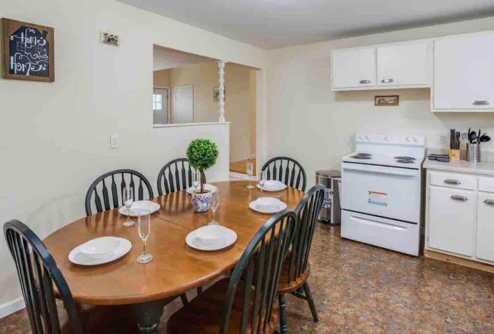 Amazing Ranch Mins Away From Airprt/Rit/Dwtn/Uofr Apartment Rochester Exterior photo